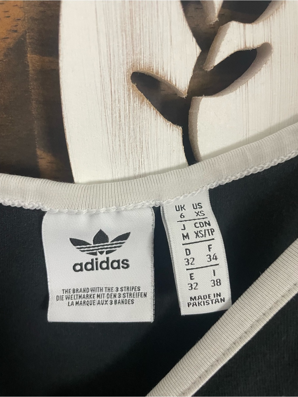adidas Black Crop Tank Top White Trim Embroidered Trefoil Logo Womens XS - Picture 8 of 8
